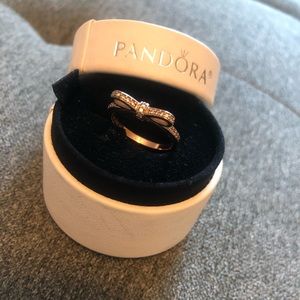 Pandora ring